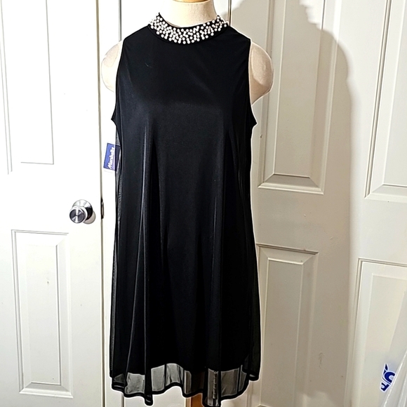 NIC AND NASH, NWT, Black over lay. Pearl neck. Sleevless. WIMSIGOTH. - Picture 1 of 12